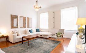 Apartment Carmo